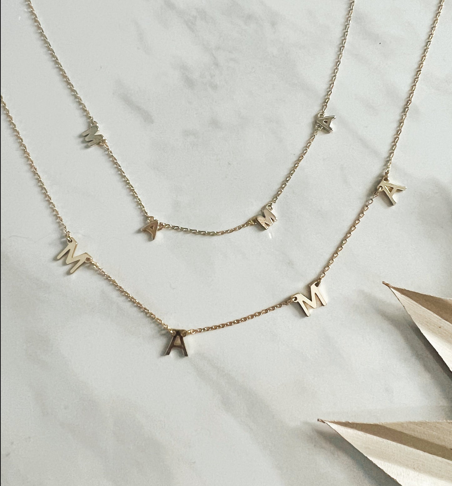 MAMA necklace // gold
