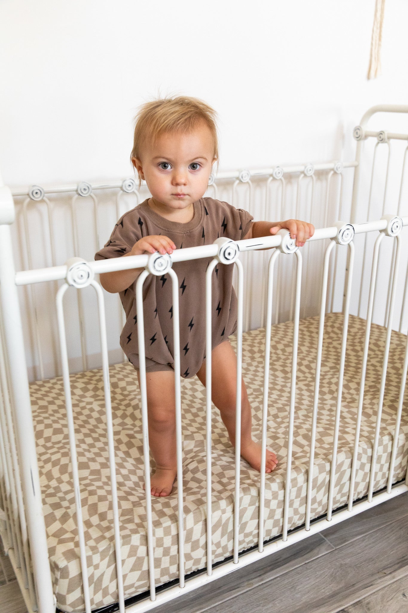 muslin crib sheet // wavy checkered