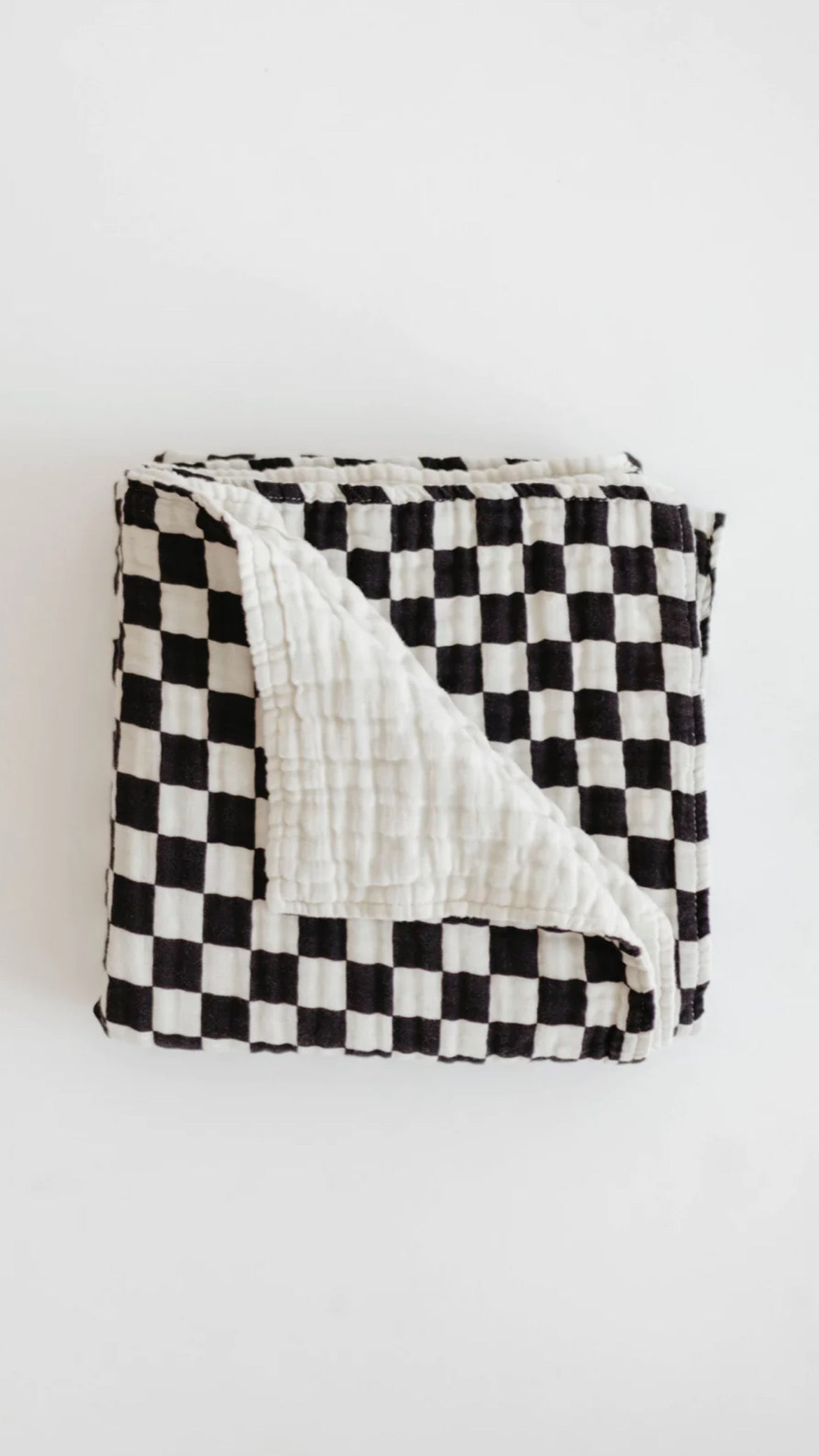 muslin quilt // black + white checkerboard