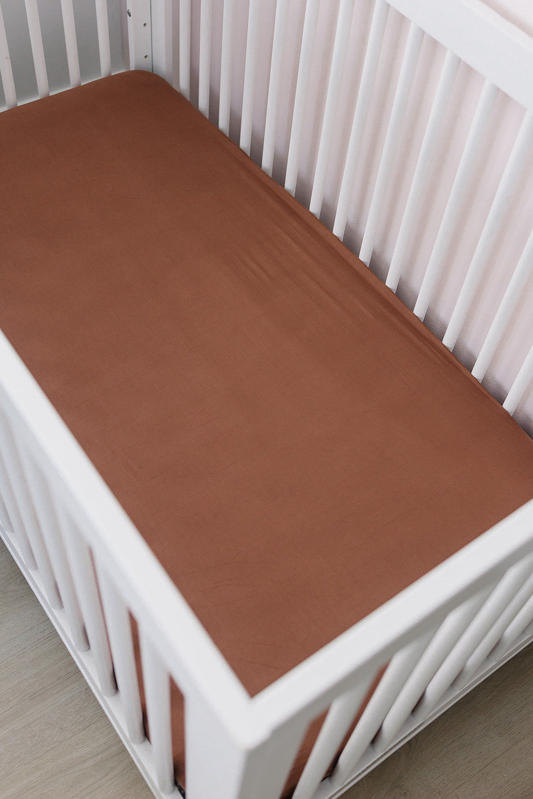 bamboo stretch crib sheet // rust