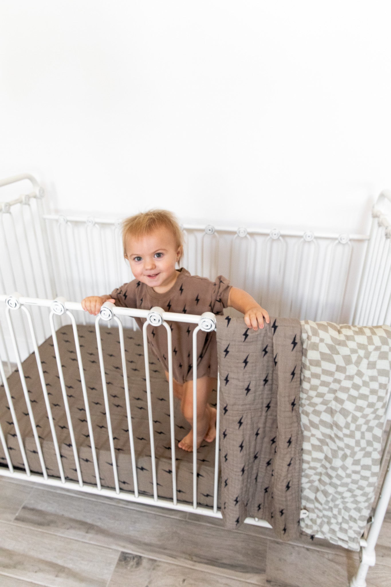 muslin crib sheet // lightning bolt