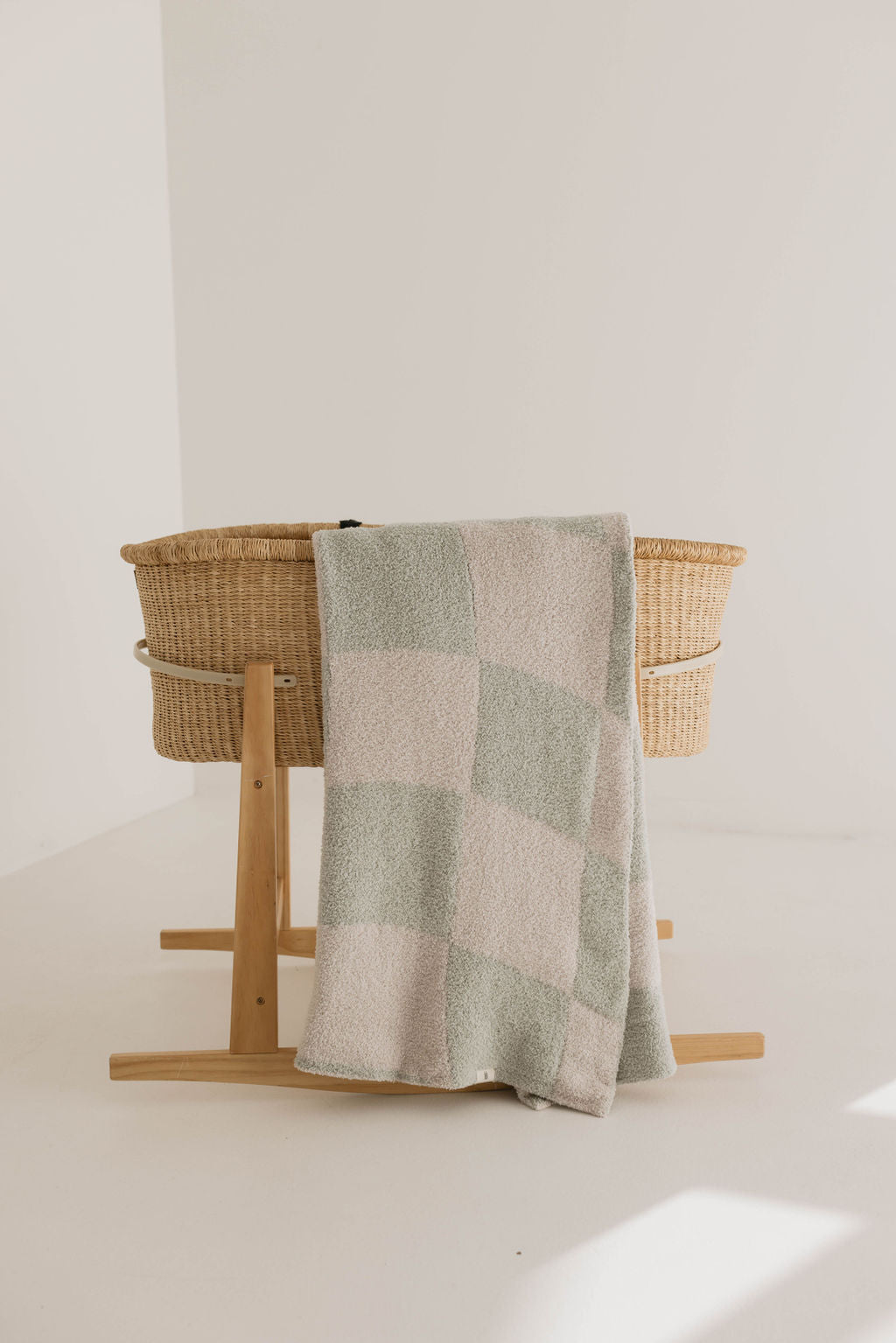 buttery-soft blanket // sage wavy checkerboard