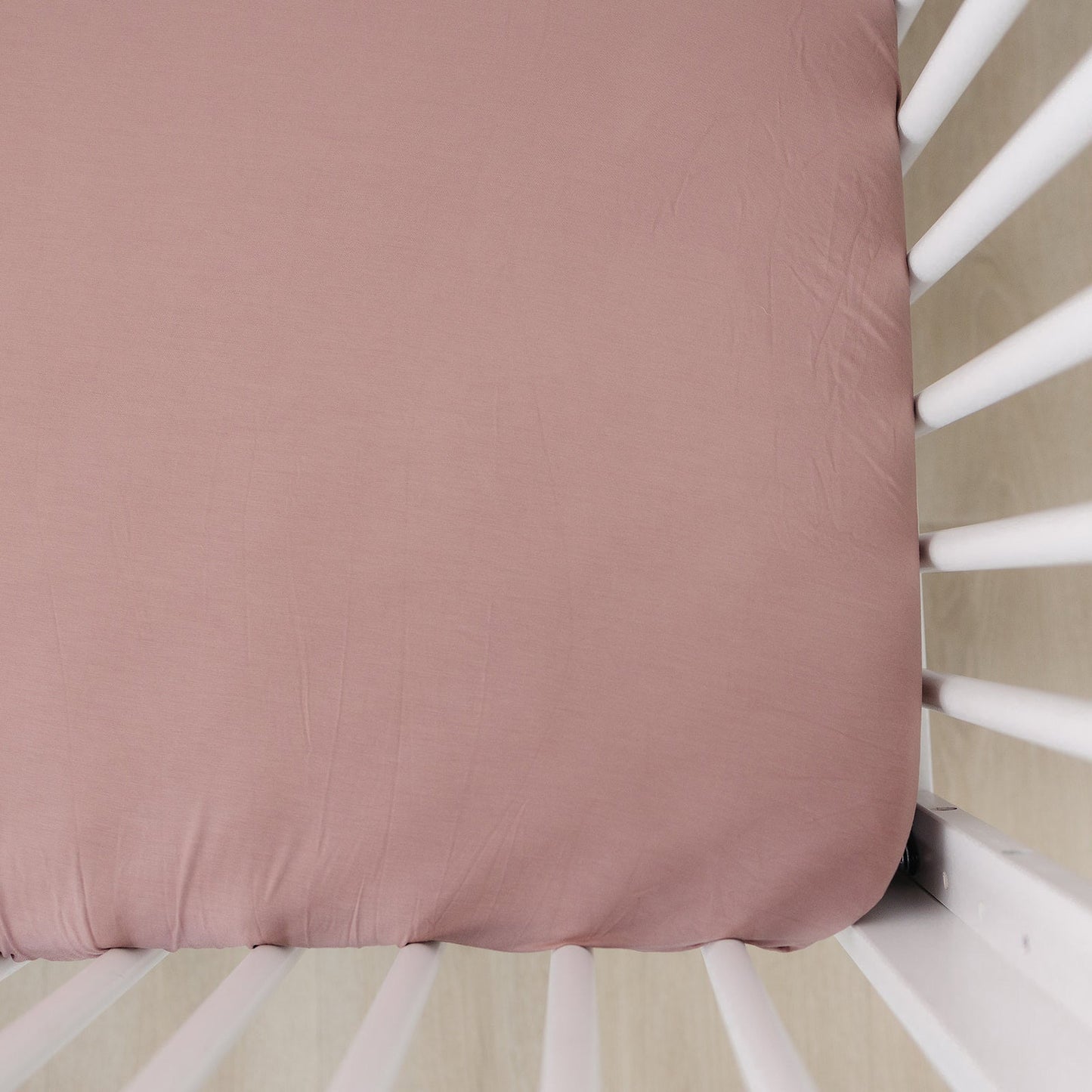 bamboo stretch crib sheet // dusty rose