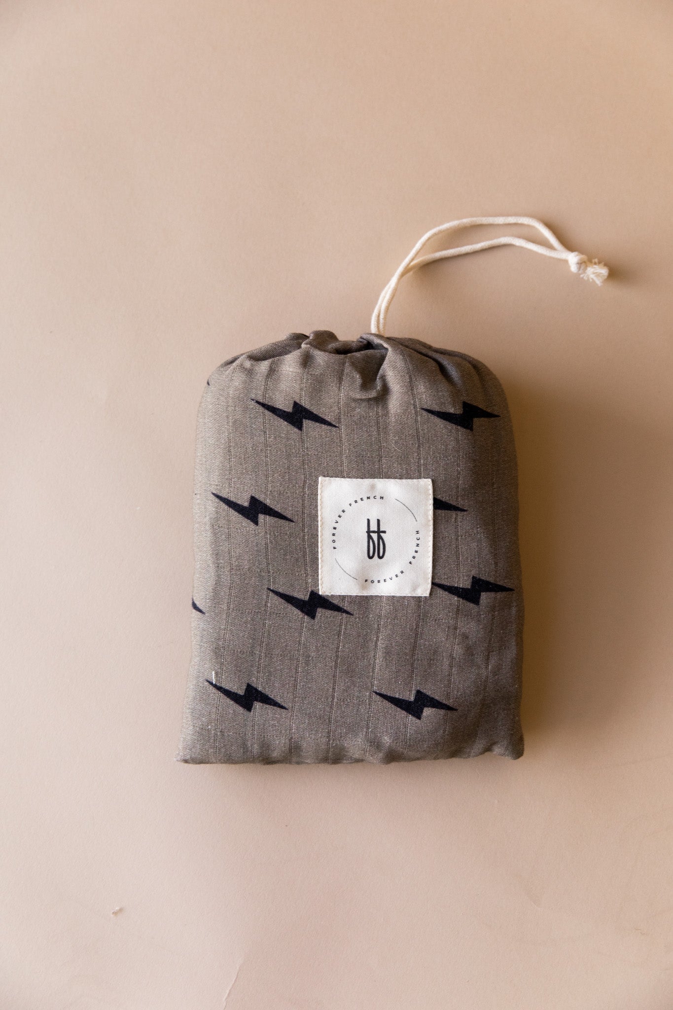 muslin crib sheet // lightning bolt