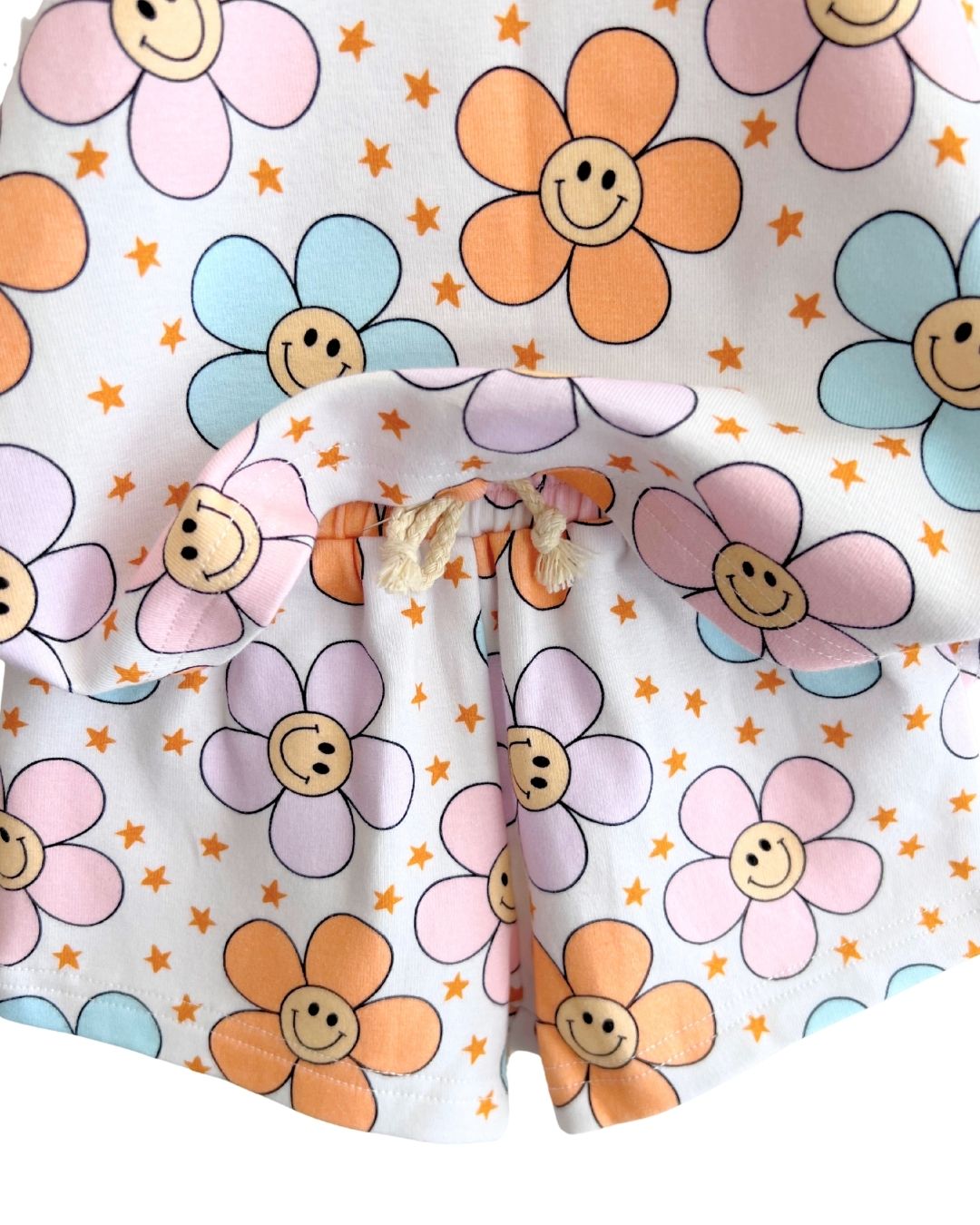 shorts set // smiley daisies (*AVAILABLE IN EXTENDED SIZING UP TO 8/9*)