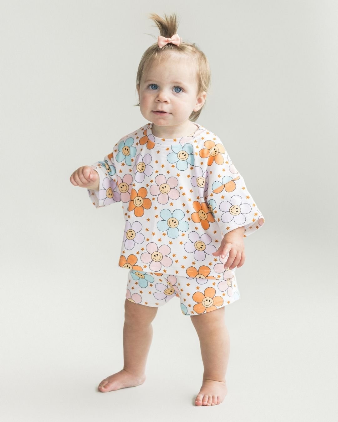 shorts set // smiley daisies (*AVAILABLE IN EXTENDED SIZING UP TO 8/9*)