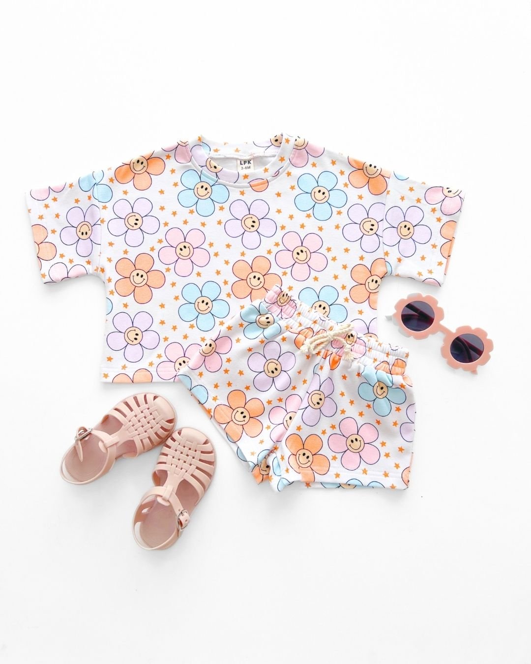 shorts set // smiley daisies (*AVAILABLE IN EXTENDED SIZING UP TO 8/9*)