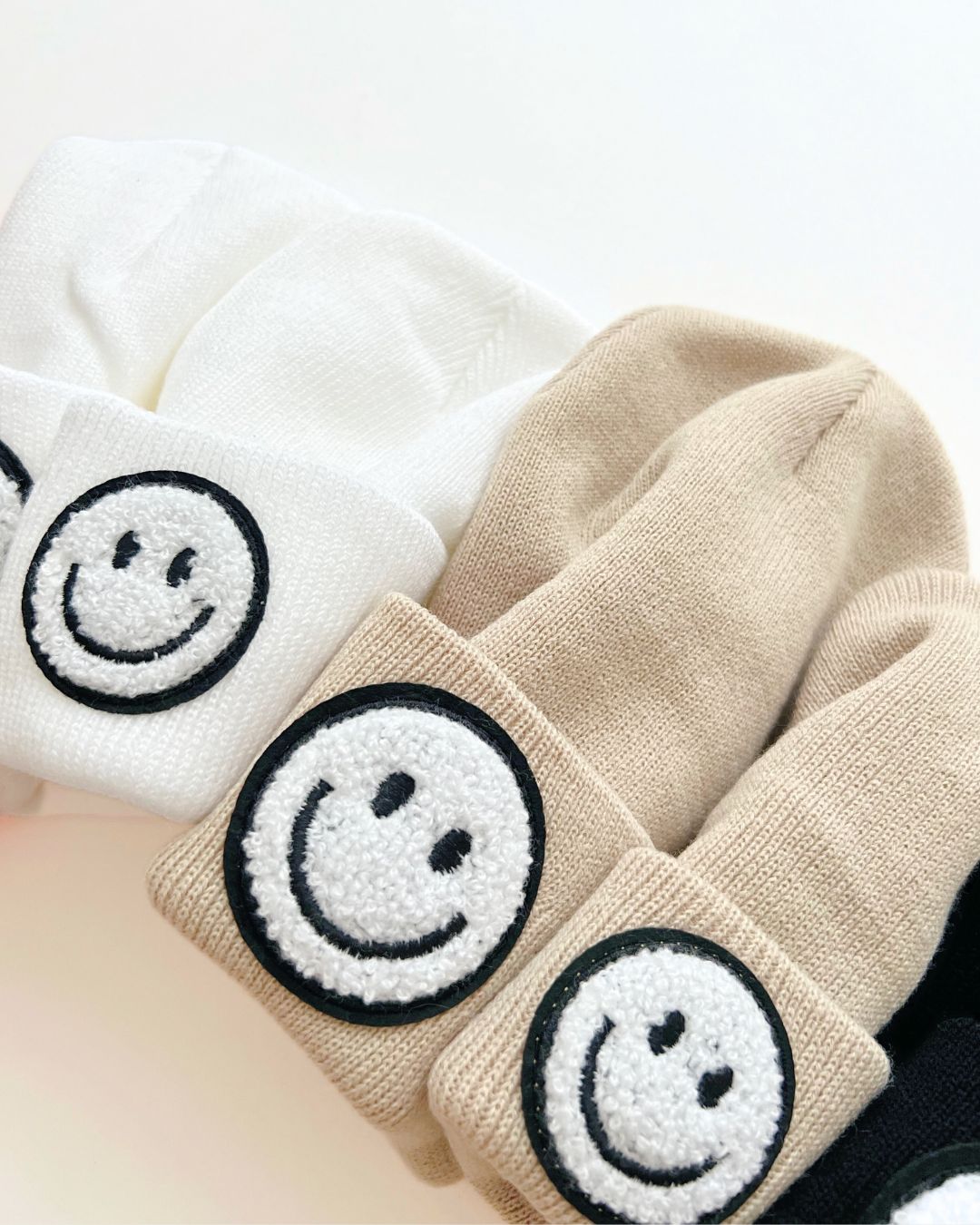 smiley beanie // beige