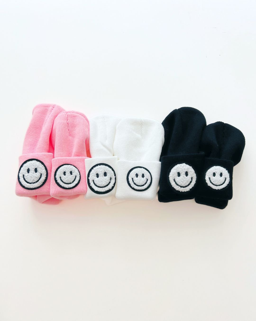 smiley beanie // black