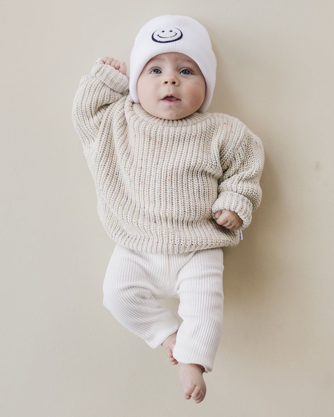 smiley beanie // white