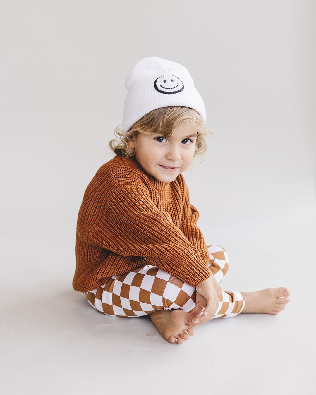 smiley beanie // white