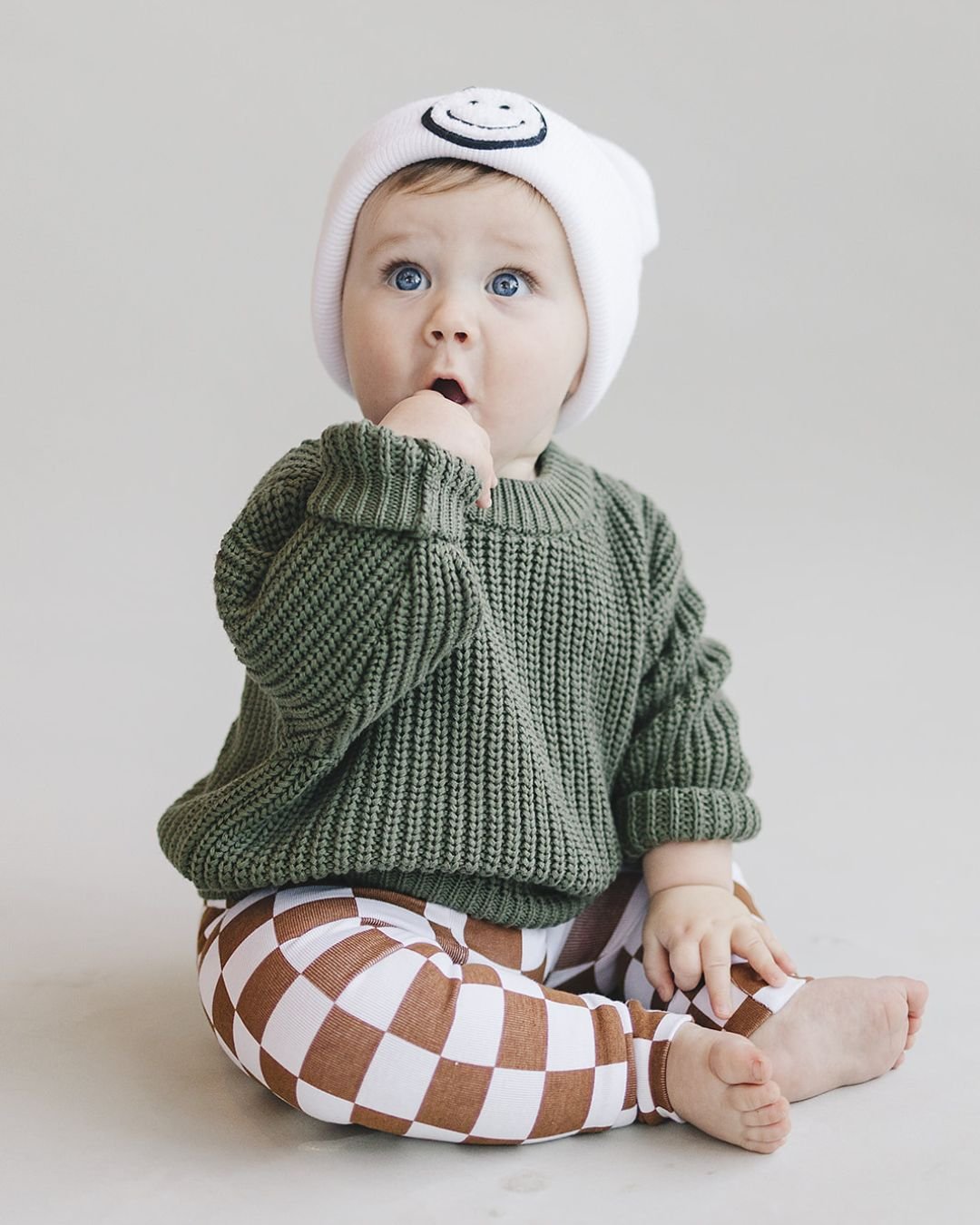 smiley beanie // white